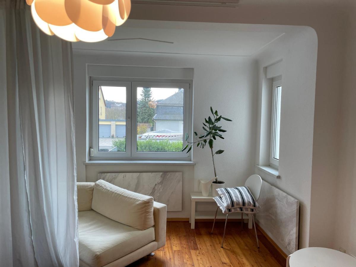 Altstadt Naehe 7 Min Fussweg Ueber Alte Maibruecke Zu Pension Mit Balkon & Garten, Ideal For Long Stay, Relocation Ochsenfurt Bagian luar foto