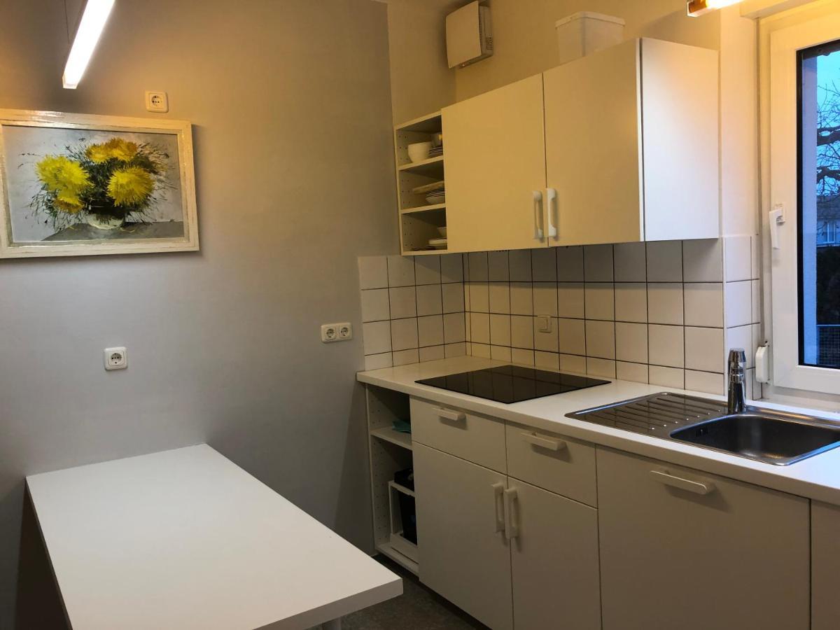 Altstadt Naehe 7 Min Fussweg Ueber Alte Maibruecke Zu Pension Mit Balkon & Garten, Ideal For Long Stay, Relocation Ochsenfurt Bagian luar foto
